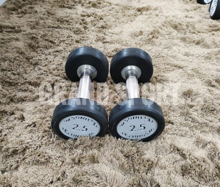 طقم دامبلز كوبي تكنو 555ك - جراند سبورت