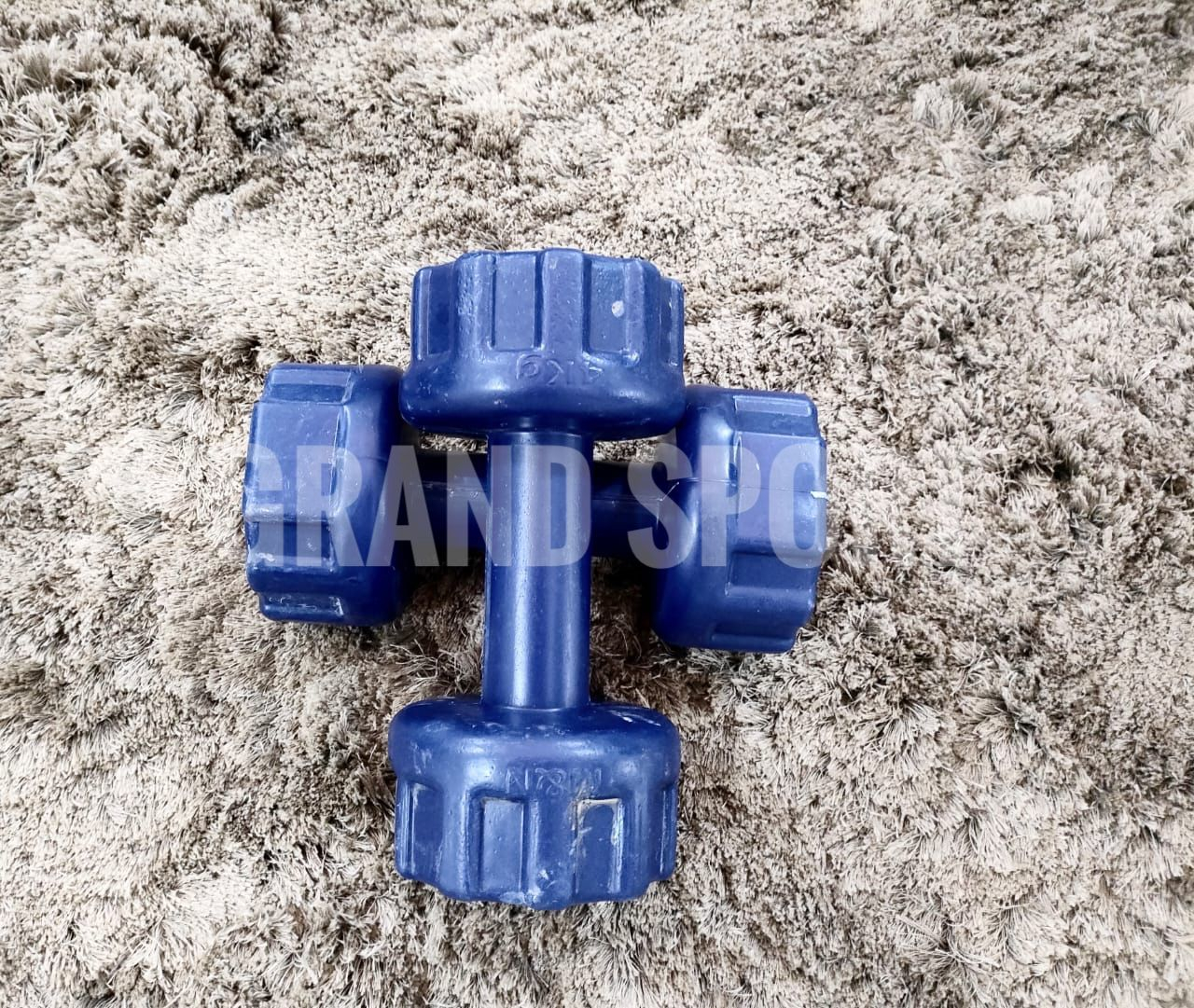 2 دامبلز بلاستيك 5ك سعرهم 300