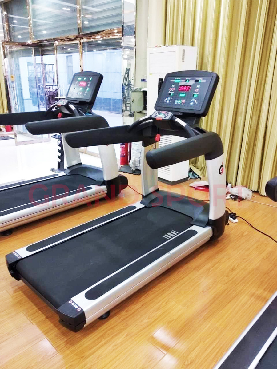 مشايه لايف فيتنس 2موتور وزن مفتوح